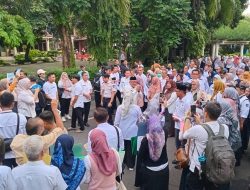 Isak Tangis Warnai Hiruk Pikuk Pelepasan dan Salam Perpisahan Walikota dan Wakil Walikota Depok Idris-Imam