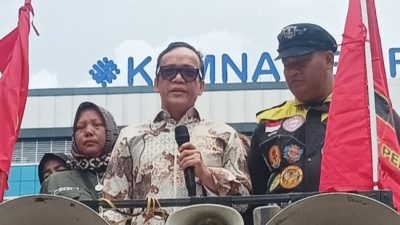 Wamenaker  Noel Bela Pengemudi Ojol, Dukung Adanya THR