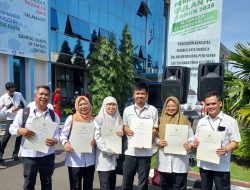 Perum Perhutani Bandung Utara Terima Penghargaan dari Disnakertrans Jawa Barat