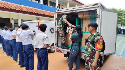 Koramil Limo Kawal Distribusi Makan Bergizi Gratis