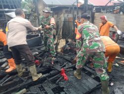 Gerak Cepat, Sinergi TNI-Polri dan Pemerintah Daerah Bantu Korban Kebakaran di Barabai Darat