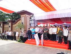 Sambut Ramadan, Polri Bagikan Ribuan Paket Sembako