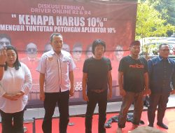 Diskusi Publik Driver Online Bahas Potongan Aplikator, Adian Napitupulu: “Kenapa Harus 10%?”