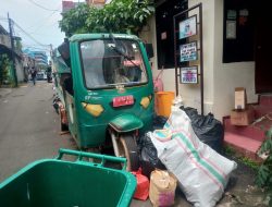 Gerobak Motor Mati, Warga Bidara Cina Bangkit Demi Lingkungan Bersih
