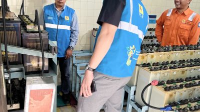 Inspeksi Peralatan: Menjaga Jaringan Listrik Jawa Timur Tetap Andal