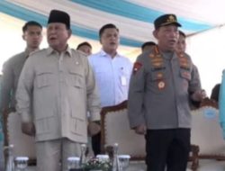 Kapolri Dampingi Presiden Jokowi dalam Panen Raya Jagung Serentak di Bengkayang