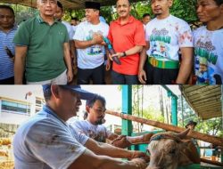 Ketua PWI Pokja Jakarta Selatan Salurkan Daging Kurban kepada Anggota
