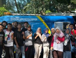 Hadir di Car Free Day ! Disdukcapil Kota Depok Melayani Aktivasi Identitas Kependudukan Digital