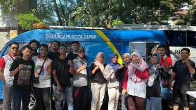 Hadir di Car Free Day ! Disdukcapil Kota Depok Melayani Aktivasi Identitas Kependudukan Digital