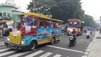 Keseruan Ribuan Majelis Zikir Gelar Pawai Odong-Odong Menyambut Tahun Baru Islam 1447 Hijriah