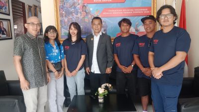 Atlet Selancar Depok Berjuang Naikkan Peringkat di Ajang Internasional Bali