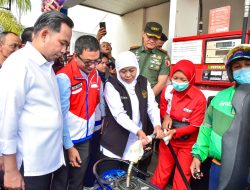Suplai Kembali Normal Jember Tak Lagi Krisis BBM, Gubernur Khofifah Ungkap Rasa Syukur Bagikan Bantuan Bensin Gratis Untuk Ojol