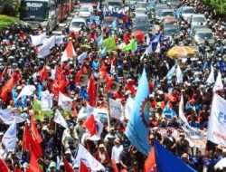 Hari ini Buruh Serbu Jakarta, Tuntut Upah Layak dan Hapus Outsourcing