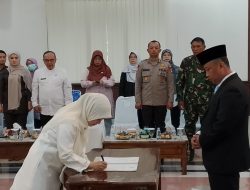 Walikota Depok Lantik Cing Ikah Jadi Bunda PAUD Kota Depok 2025-2030