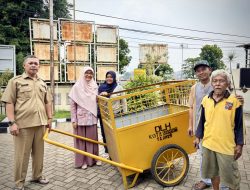 Bantuan Gerobak Sampah untuk Kelurahan Baranangsiang, Wujud Nyata Aspirasi Masyarakat