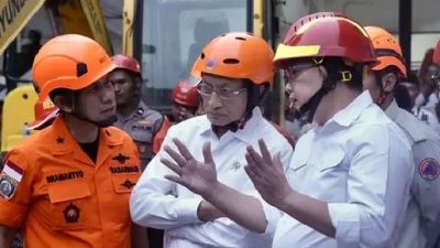 Menag Nasaruddin Umar Tinjau Ponpes Al-Khoziny Roboh, Sampaikan Duka dan Doa