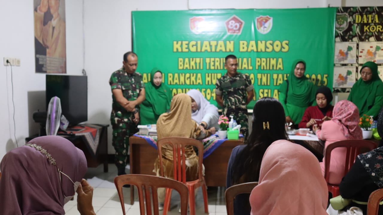 Hadiah Istimewa HUT TNI ke-80, Kodim 0504/Jaksel Layani Warga dengan Pemeriksaan Kesehatan & Sembako