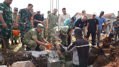 Koperasi Merah Putih Hadir di Depok, Wapang TNI Lakukan Peletakan Batu Pertama
