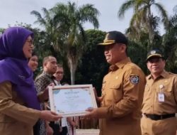 Walikota Depok Serahkan Sejumlah Penghargaan Bidang Kesehatan
