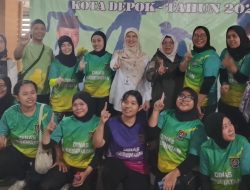 Tim Futsal Putri Dinkes Ukir Sejarah, Raih Juara Perdana di Fun Futsal HUT KORPRI dan DWP Tingkat Kota Depok
