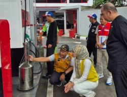 Yeti Wulandari: Hasil Sidak Salah Satu SPBU di Cimanggis Melanggar Takaran, Minta Segera Diperbaiki