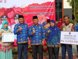 Kelurahan Meruyung Terima Hadiah Pokmas Swakelola Raih Juara Terbaik Ketiga