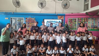 Bangun Karakter Sejak Dini, Polres Jakbar Gelar Program Polisi Mengajar di Yayasan Bina Siswa