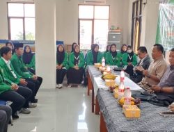 Lurah RJB Sambut Kehadiran Mahasiswa UID Jalani KKN, Siap Bersinergi Bersama Depok Maju