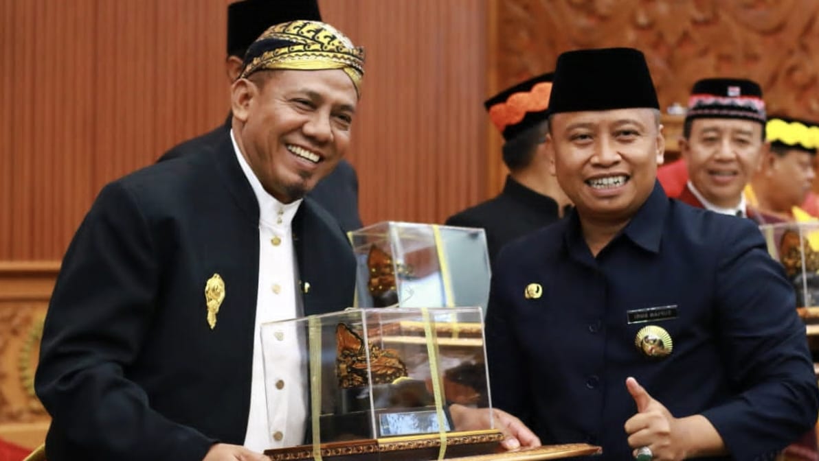 DPRD Kota Depok Anugerahkan BK Award 2025 kepada 10 Anggota Dewan
