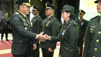 Kasad Lantik 20 Perwira Khusus TNI AD Berprestasi di Bidang Olahraga