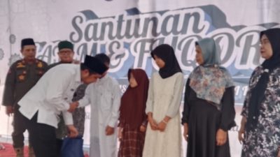 Momen Bahagia Jelang Ramadan, Puluhan Anak Yatim dan Fuqoro Terima Santunan dari Satpol PP Depok