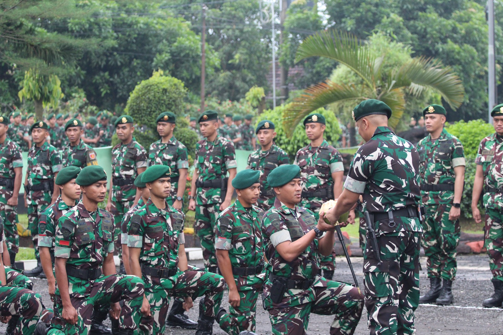 Yonif 515 UTY Gelar Tradisi Penerimaan Prajurit