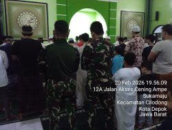 Satgas TMMD Kodim Depok Gelar Tarawih Bersama Warga Sukamaju