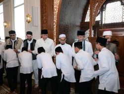 Silaturahmi ke Ponpes Ustadz Adi Hidayat, Menko AHY dan Mentrans Iftitah Kompak Perkuat SDM Unggul