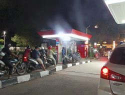 Antrean SPBU di Jakarta Mengular Imbas Isu Kenaikan BBM, Pemerintah Pastikan Harga Belum Naik