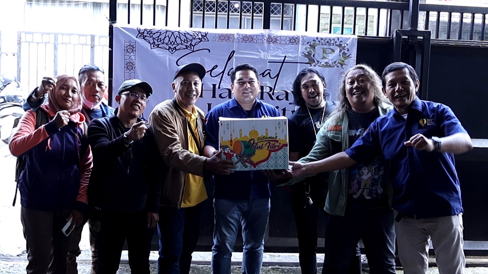 Hangatkan Ramadan, YPJI dan Permata Sanny Peduli Tebar 100 Paket untuk Jurnalis