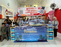 Pelindo Berbagi :  PT Akses Pelabuhan Indonesia Bagikan Takjil dan Sembako Sebagai Wujud TJSL