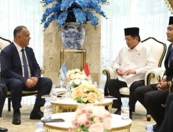 Menag Nasaruddin Umar Kenalkan Manajemen Masjid Indonesia ke Gubernur Samarkand di Masjid Istiqlal