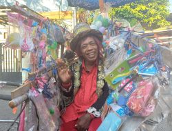 Di Balik Senyum Sulap Pak Tarno: Bertahan dari Sakit, Menghibur demi Hidup dan Harapan