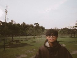 Arash Buana Rilis “April”, Lagu Personal tentang Belajar Menerima Kehilangan