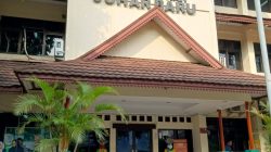 Layanan Ambil e-KTP di Johar Baru Disorot, Warga Bingung Soal Syarat