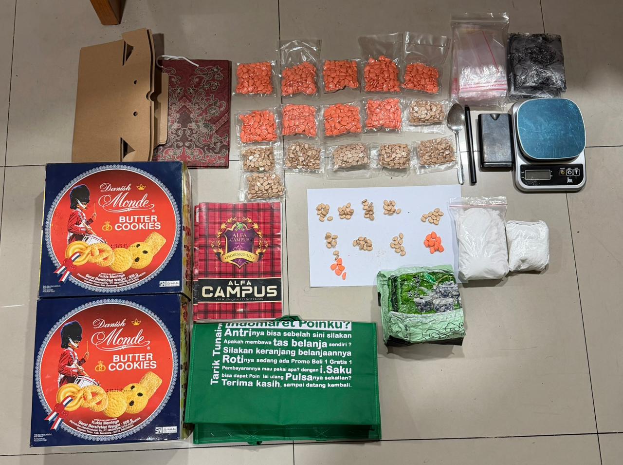 Satresnarkoba Jakpus Amankan 1 Kg Sabu dan 1.694 Ekstasi dari Kos di Kemayoran
