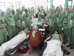 HUT ke-62 Dharma Pertiwi, Persit KCK Rem 052 Gelar Donor Darah Serentak