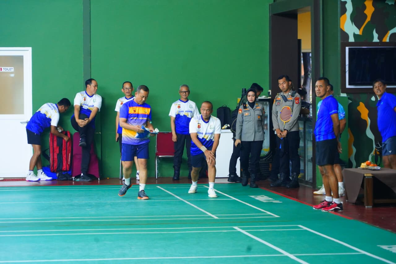 Kapolda Jabar dan Kajati Kompak Badminton, Sinergi Makin Kuat