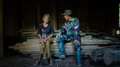 Babinsa TMMD 128 Hadirkan Kepedulian, Lansia di Desa Godo Tak Lagi Merasa Sendiri