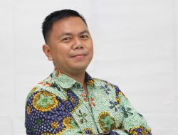 Adab dan Ilmu dalam Kehumasan: Fondasi Komunikasi yang Beretika dan Bermakna