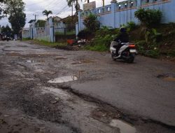 Jalan Kalapanunggal Rusak Berat dan Rawan Kecelakaan, Perlu Perbaikan Segera