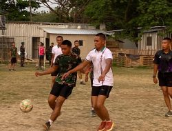 Satgas TMMD dan Pemuda Desa Godo Pererat Kebersamaan Lewat Olahraga Sore.