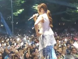 Ayu Ting Ting sama Hety Koes Endang Guncang Panggung HUT ke-27 Kota Depok, Ribuan Warga Ikut Joget