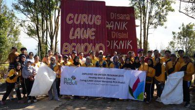 PLN UP2B Jateng dan DIY Gelar Aksi Bersih Lingkungan di Curug Lawe Benowo Kalisidi (CLBK)